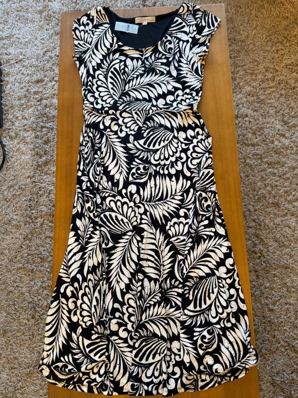Black & White Leaf Print Skirt